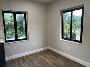 1136 SW 12th Ct in Miami, FL - Building Photo - Building Photo