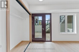 3423 Sheppard Ave E in Toronto, ON - Building Photo - Building Photo