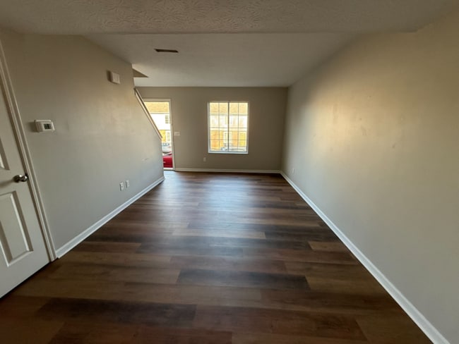 property at 2623 Crisnic Ct