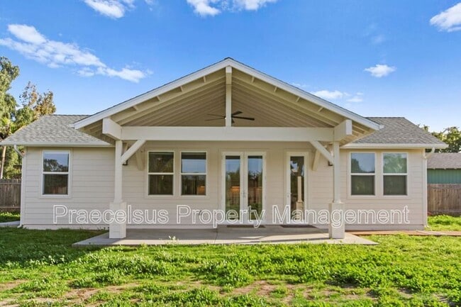 property at 641 Del Mar Ave