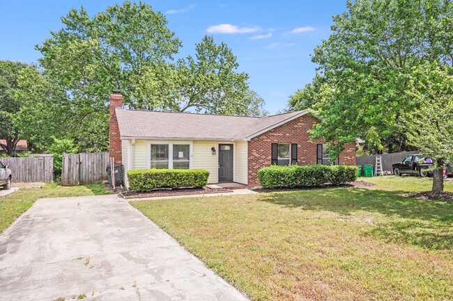 property at 8539 Glenway Ct