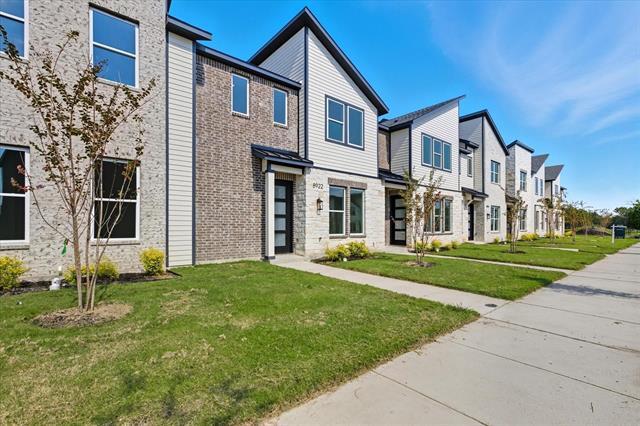 8922 Lowell St in Rowlett, TX - Building Photo - Building Photo