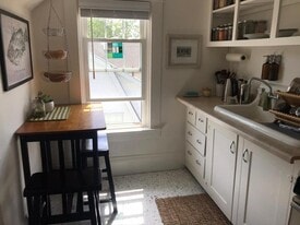 61 Savoy St, Unit #3 in Providence, RI - Building Photo