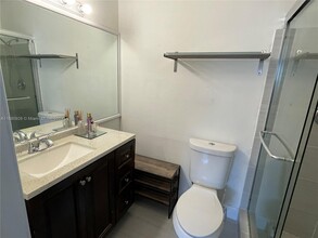 3090 Coral Springs Dr, Unit 7 in Coral Springs, FL - Foto de edificio - Building Photo