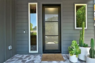 2909 Kuhlman Ave in Austin, TX - Building Photo - Building Photo