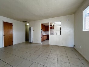 3440 Vail Ave SE in Albuquerque, NM - Foto de edificio - Building Photo