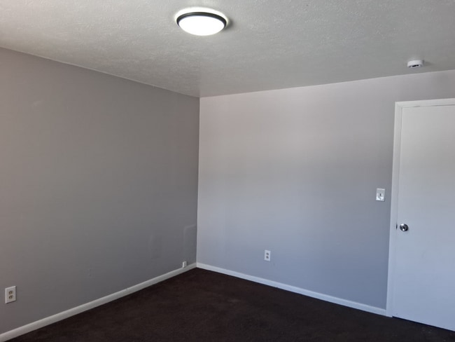 1885 N Taylor Rd in Cleveland, OH - Foto de edificio - Building Photo