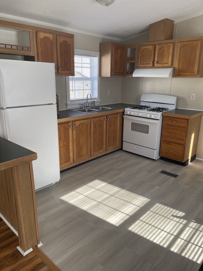 34 Skyridge Ln in Selkirk, NY - Building Photo - Building Photo