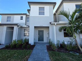 12136 SW 268th St in Homestead, FL - Building Photo