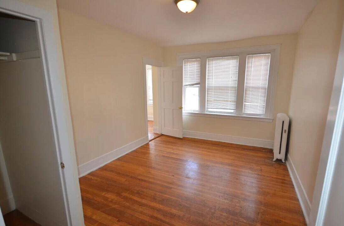 245 Kelton St in Boston, MA - Building Photo