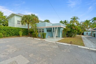 139 & 143 SE 7th Avenue in Delray Beach, FL - Building Photo - Building Photo