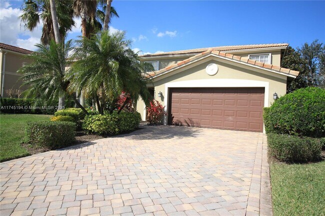4648 56th Ln in Vero Beach, FL - Building Photo - Building Photo