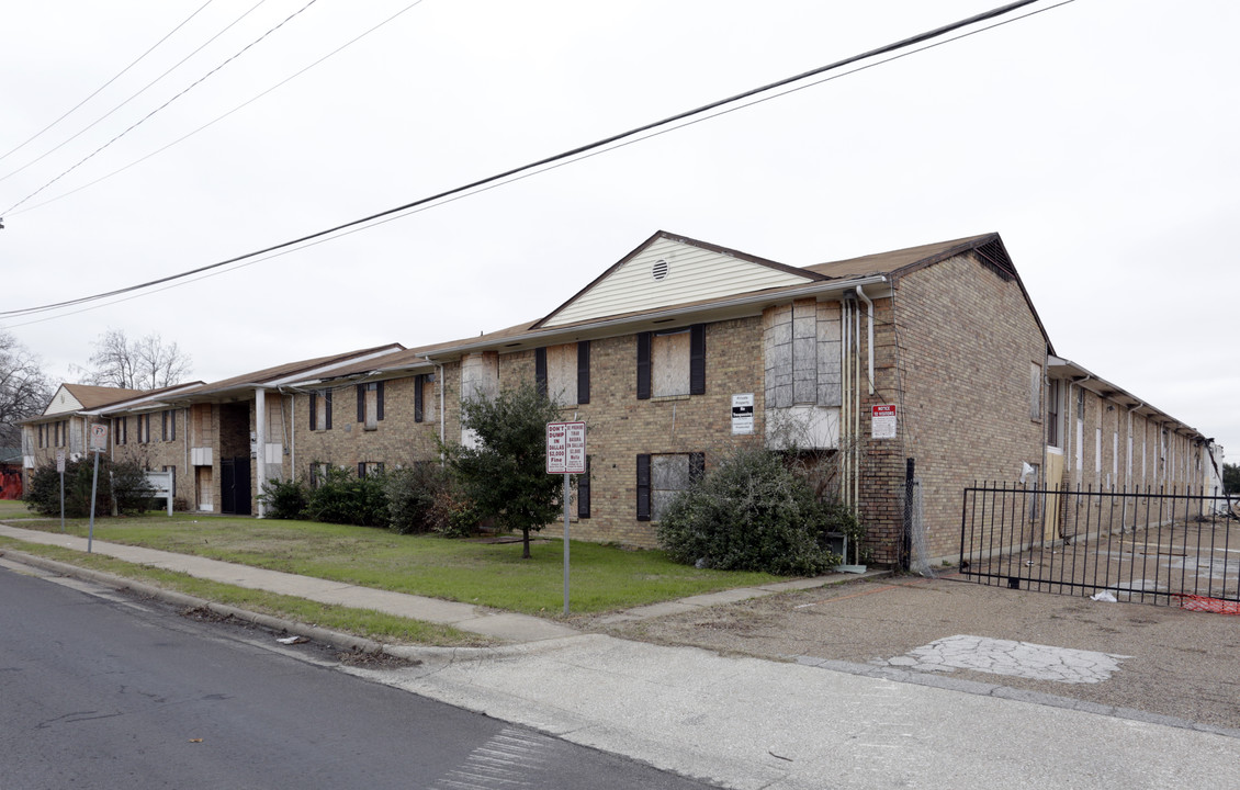 Joseph E. Lockridge Apartments in Dallas, TX - Building Photo