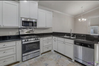 729 Portula Ave in Baton Rouge, LA - Building Photo - Building Photo