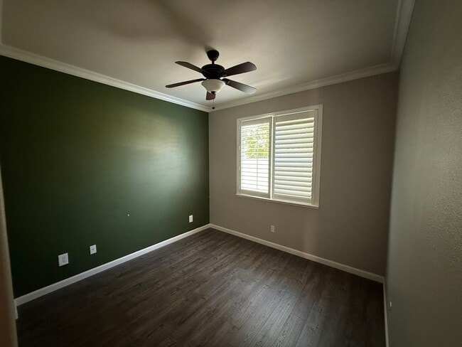 1665 Highland Dr in West Sacramento, CA - Building Photo - Building Photo