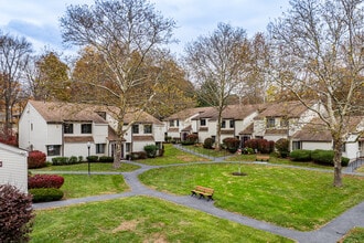 Jefferson Village in Yorktown Heights, NY - Building Photo - Building Photo