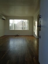 2515-MHH2515 Laurel Ave NE in Salem, OR - Foto de edificio - Building Photo