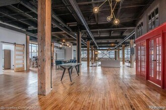 1535 Sixth St, Unit 5 in Detroit, MI - Foto de edificio - Building Photo