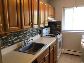 59 Adams Rd-Unit -2F in Central Islip, NY - Building Photo - Building Photo