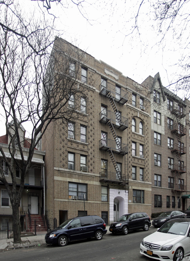 3207 Hull Ave in Bronx, NY - Foto de edificio - Building Photo