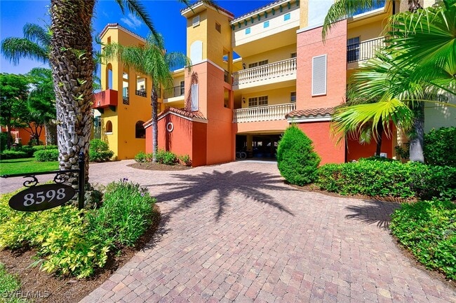 property at 8598 Via Lungomare Cir