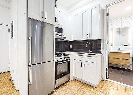 475 Central Park West in New York, NY - Building Photo