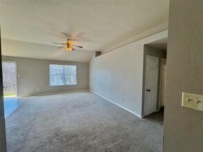 12320 Fish Rd in Dallas, TX - Building Photo - Building Photo