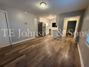 2893 Navajo Ave in Winston-Salem, NC - Foto de edificio - Building Photo