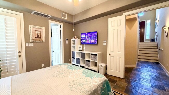 property at 1013 Gross St