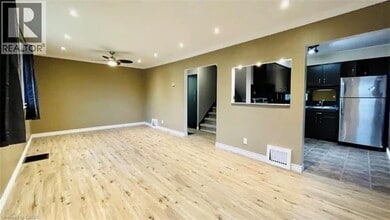 306 E 22nd St in Hamilton, ON - Building Photo - Building Photo