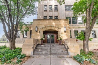 730 Stinson Blvd NE in Minneapolis, MN - Building Photo - Building Photo