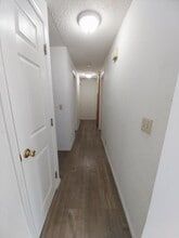 410 NE Candy Ln in Grants Pass, OR - Building Photo - Building Photo