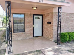 812 W 6th St in Del Rio, TX - Building Photo - Building Photo