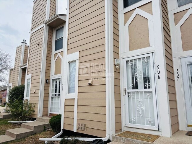 property at 8134 Gray Ct