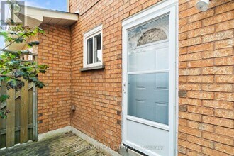 149 Sunforest Dr in Brampton, ON - Building Photo - Building Photo