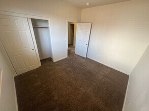552 Ranchwood Ln in Fernley, NV - Building Photo - Building Photo