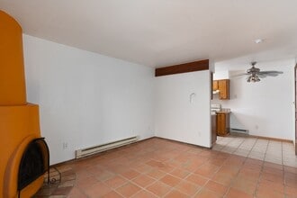 2600 W Zia Rd in Santa Fe, NM - Building Photo - Building Photo