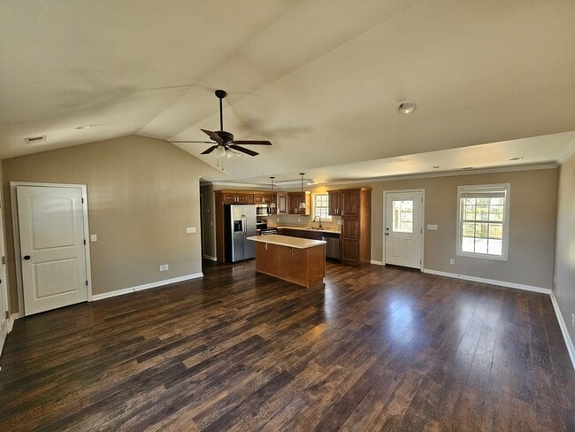 1107 Ave F SE in Cullman, AL - Building Photo - Building Photo