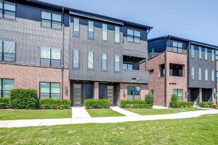 2808 Addison Park Ln in Fort Worth, TX - Building Photo