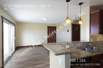 3720 Yonge St in San Diego, CA - Building Photo - Building Photo