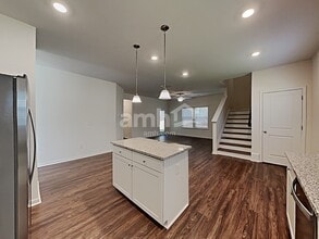 1861 Dallas Hwy in Dallas, GA - Foto de edificio - Building Photo