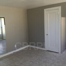 2305 30th St in Lubbock, TX - Building Photo - Building Photo