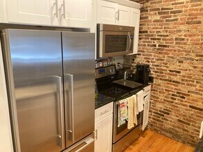 35 Sheafe St, Unit 2 in Boston, MA - Building Photo - Building Photo
