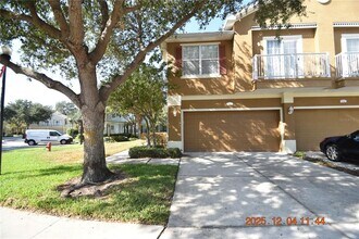 6737 Eagle Feather Dr in Riverview, FL - Building Photo - Building Photo