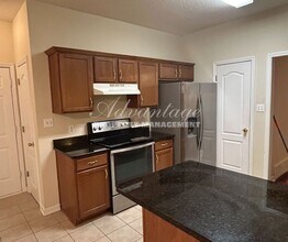 9326 S Fairmont Cir in Collierville, TN - Building Photo - Building Photo