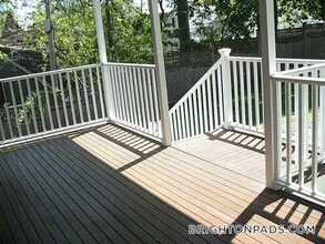 10 Selkirk Rd in Boston, MA - Building Photo - Building Photo