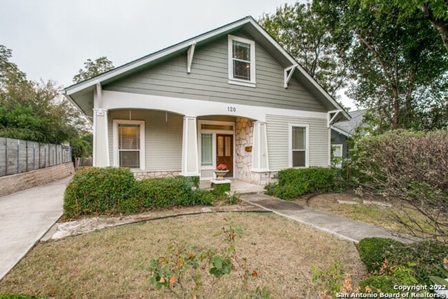 120 Normandy Ave in Alamo Heights, TX - Building Photo - Building Photo
