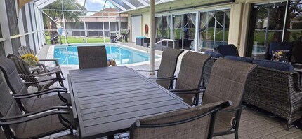 4705 Holly Dr in Tamarac, FL - Building Photo - Building Photo