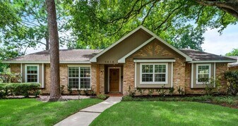 9418 Brig O Doon Cir in Houston, TX - Building Photo