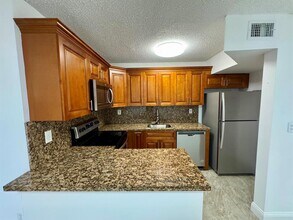 3662 SW 59th Ave in Davie, FL - Building Photo - Building Photo